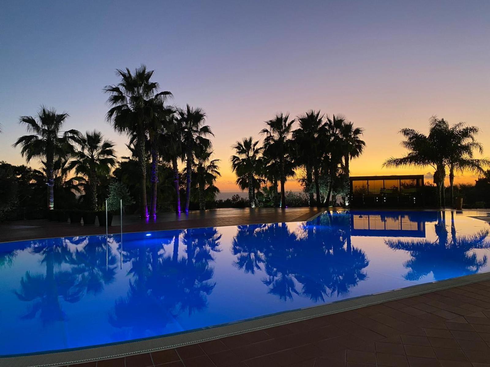 Baia Di Ulisse Wellness & Spa San Leone Exterior photo